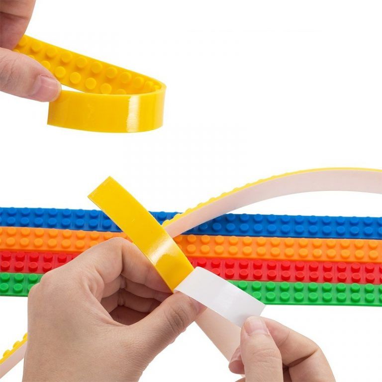 Samolepilni LEGO trak za otroke
