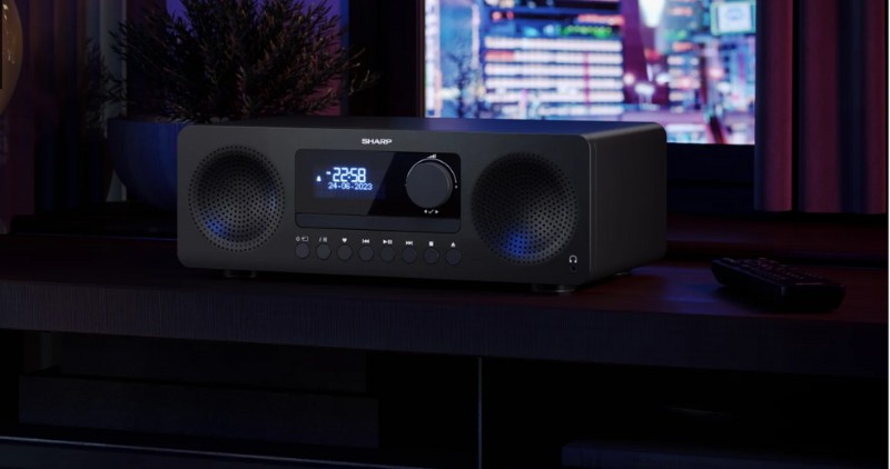 Sharp Hi-Fi sistem XL-B720D BK - ambientna postavitev